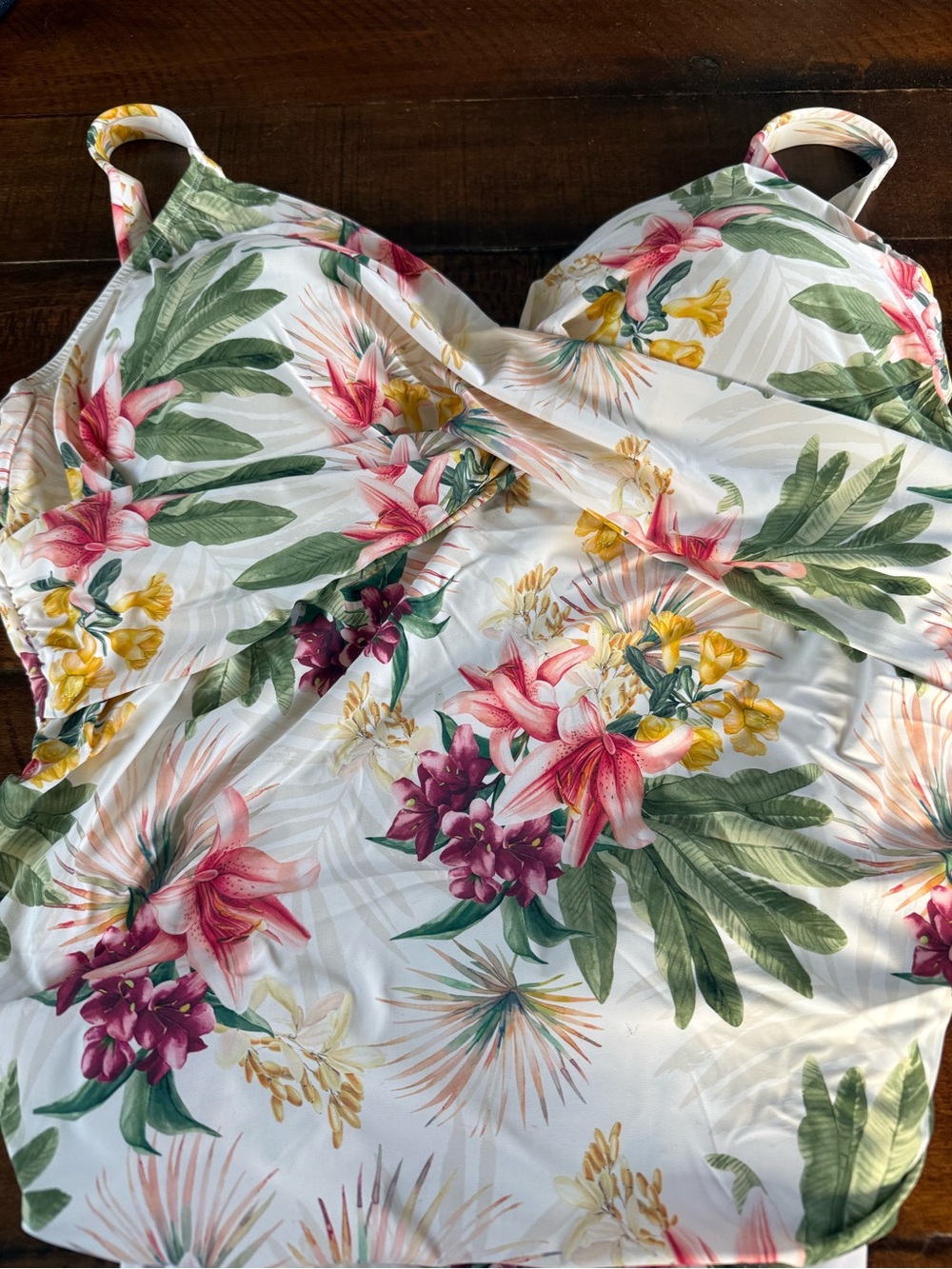 Plus Size Jantzen Floral Swimsuit in White with Green & Pink - Picture 4 of 11